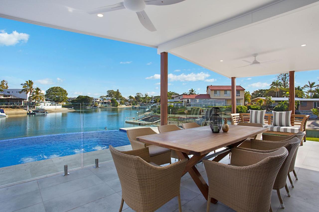 Incredible Value - Perfect For Large Families Villa Gold Coast Ngoại thất bức ảnh